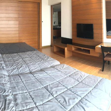 Backpackers Cozy Apartment Kl Sentral Куала Лумпур Екстериор снимка