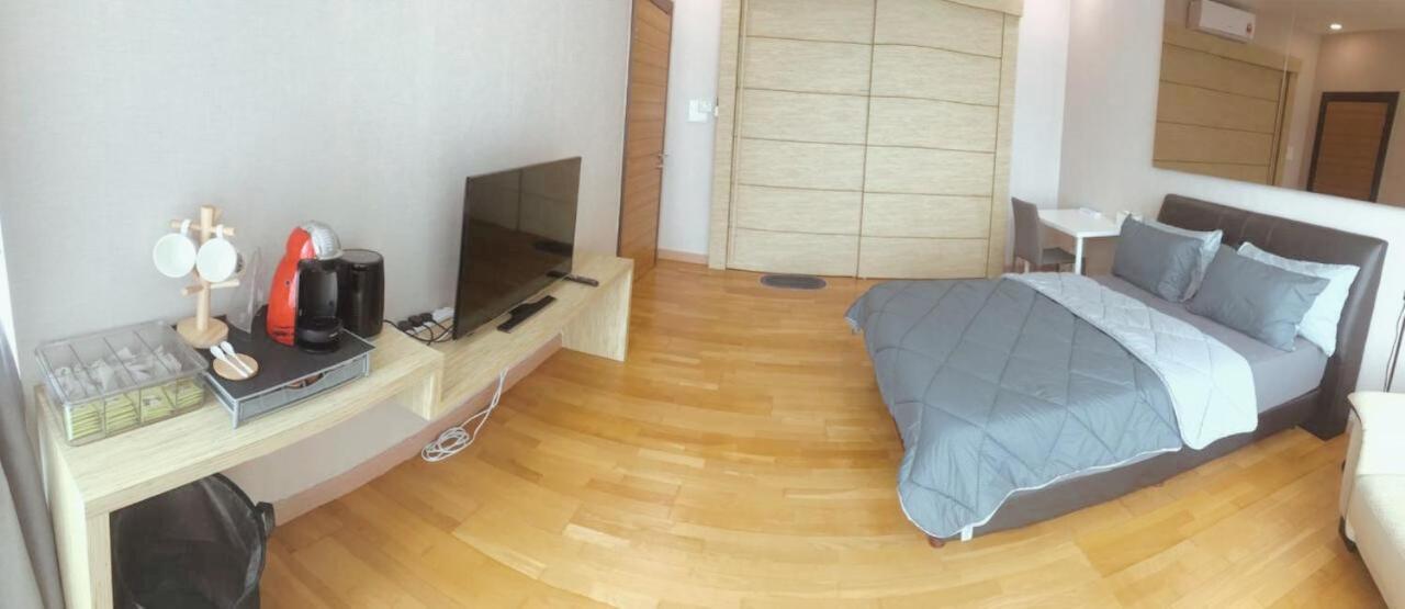 Backpackers Cozy Apartment Kl Sentral Куала Лумпур Екстериор снимка