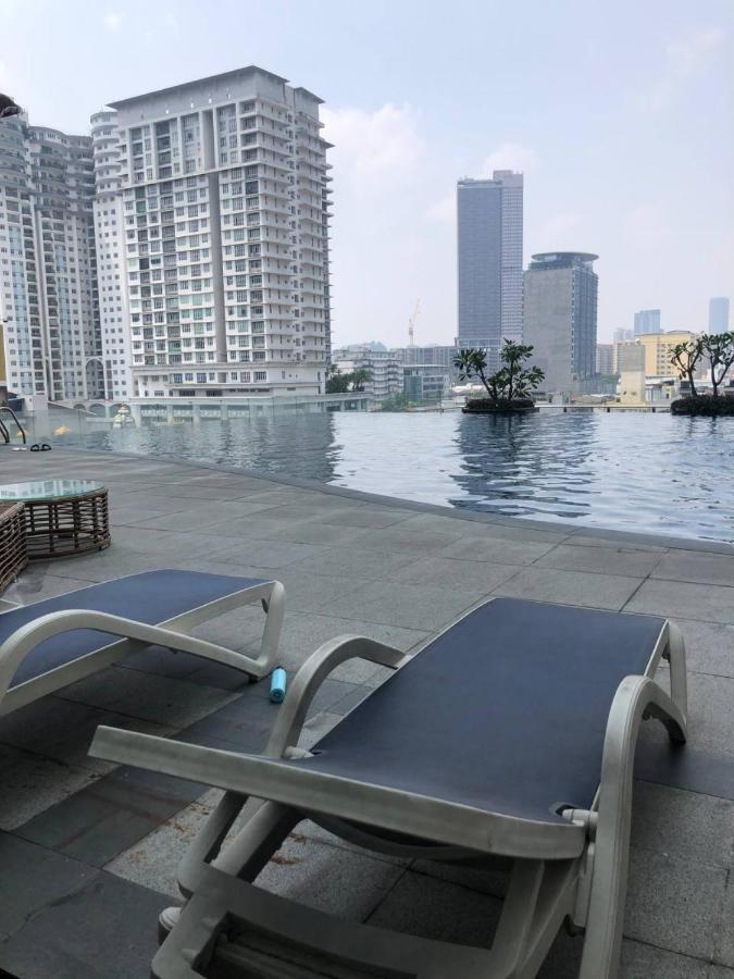 Backpackers Cozy Apartment Kl Sentral Куала Лумпур Екстериор снимка