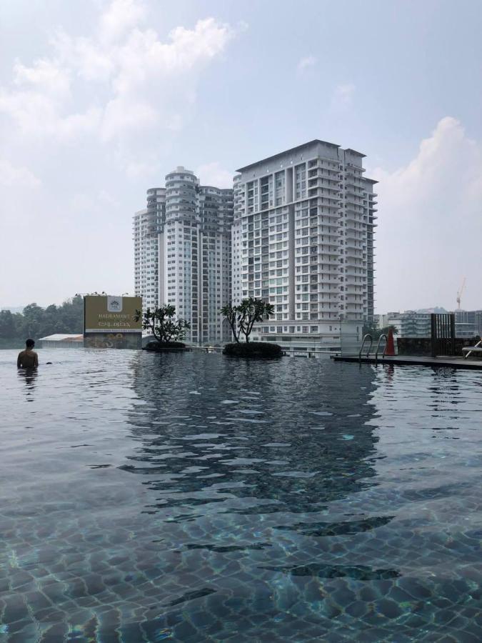 Backpackers Cozy Apartment Kl Sentral Куала Лумпур Екстериор снимка