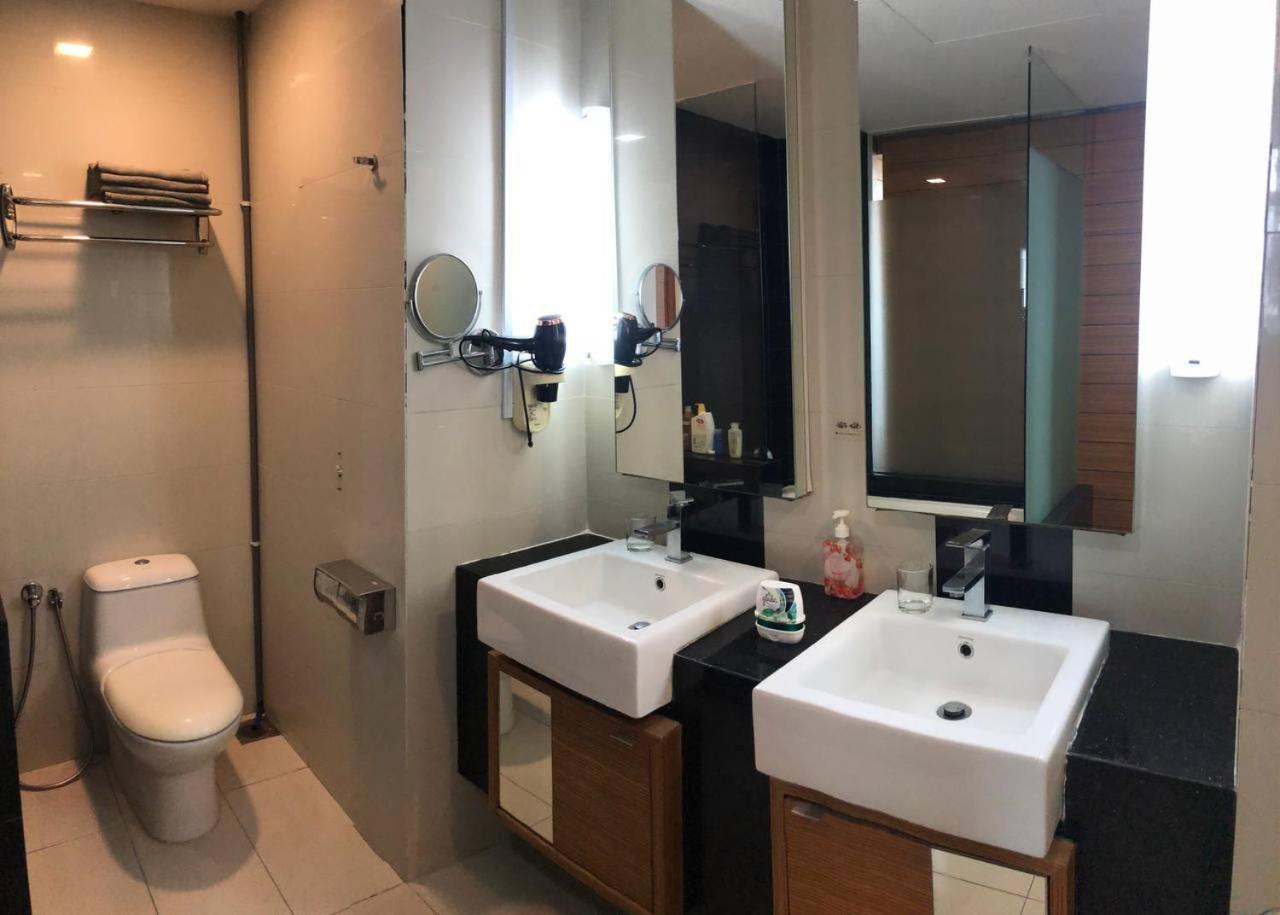 Backpackers Cozy Apartment Kl Sentral Куала Лумпур Екстериор снимка
